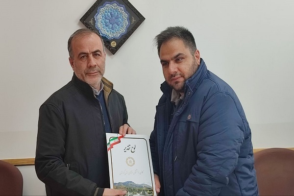 دیدار با 6 پیشکسوت بازنشسته و مستمریبگیر شهرستان سنندج دیدار با 6 پیشکسوت بازنشسته و مستمریبگیر شهرستان سنندج