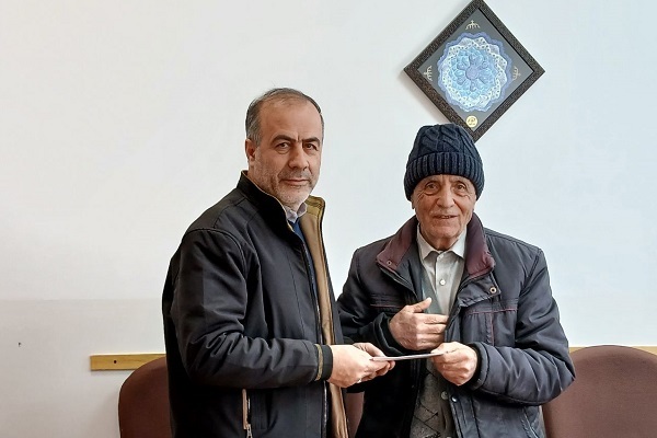 دیدار با 6 پیشکسوت بازنشسته و مستمریبگیر شهرستان سنندج دیدار با 6 پیشکسوت بازنشسته و مستمریبگیر شهرستان سنندج