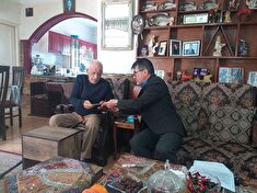 عیادت از پیشکسوت بستری در منزل درشهرستان چالوس