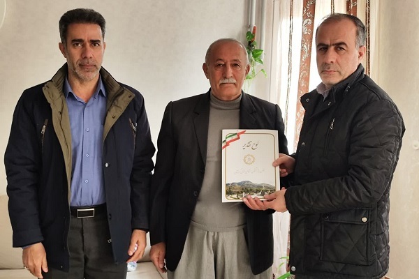 دیدار با 2 پیشکسوت بازنشسته شهرستان سنندج دیدار با 2 پیشکسوت بازنشسته شهرستان سنندج