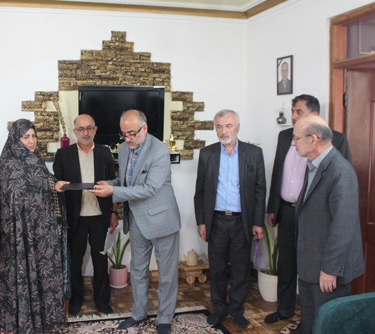 دیدار رئیس کانون استان با دو نفر از مستمری بگیران شهرستان لنگرود