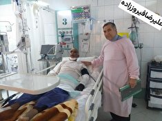عیادت رئیس دفتر نمایندگی کانون بازنشستگان انتظامی مستقر در بیمارستان به طور مستمر از بیماران بستری در بیمارستان