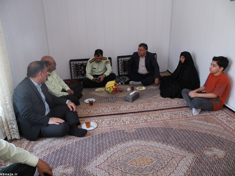 دیدار با 6 نفر از بازنشستگان و مستمری بگیران شهرستان گرمی دیدار با 6 نفر از بازنشستگان و مستمری بگیران شهرستان گرمی