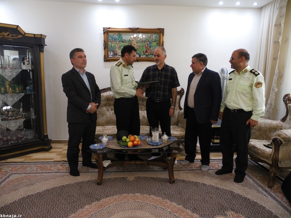 دیدار با 6 نفر از بازنشستگان و مستمری بگیران شهرستان گرمی دیدار با 6 نفر از بازنشستگان و مستمری بگیران شهرستان گرمی