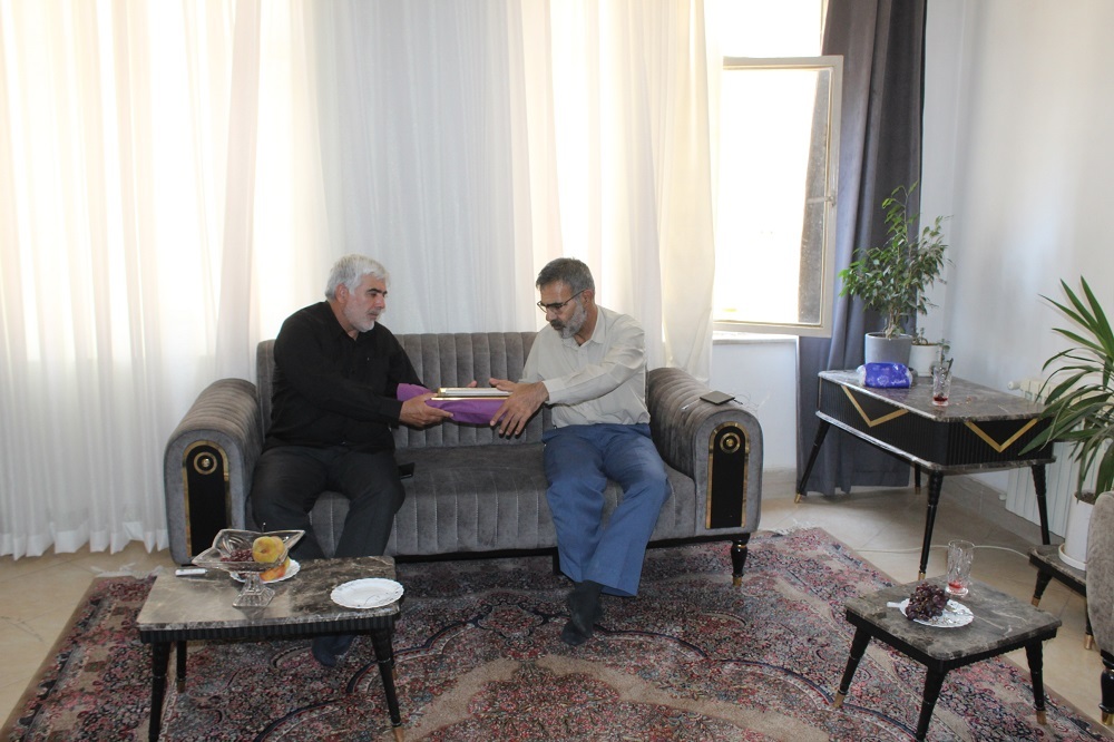 دیدار با بازنشسته هوشنگ گلی سرابی در شهرستان ورامین دیدار با بازنشسته هوشنگ گلی سرابی در شهرستان ورامین