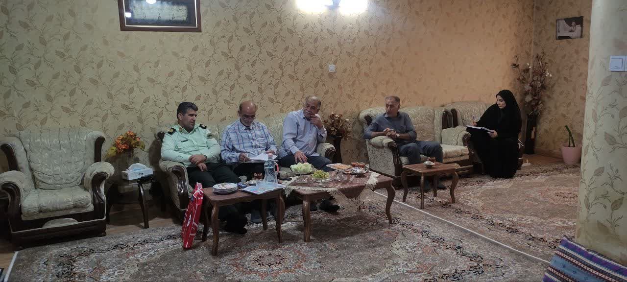 دیدار رئیس کانون بازنشستگان غرب استان تهران از پیشکسوت موسی آوانیان دیدار رئیس کانون بازنشستگان غرب استان تهران از پیشکسوت موسی آوانیان