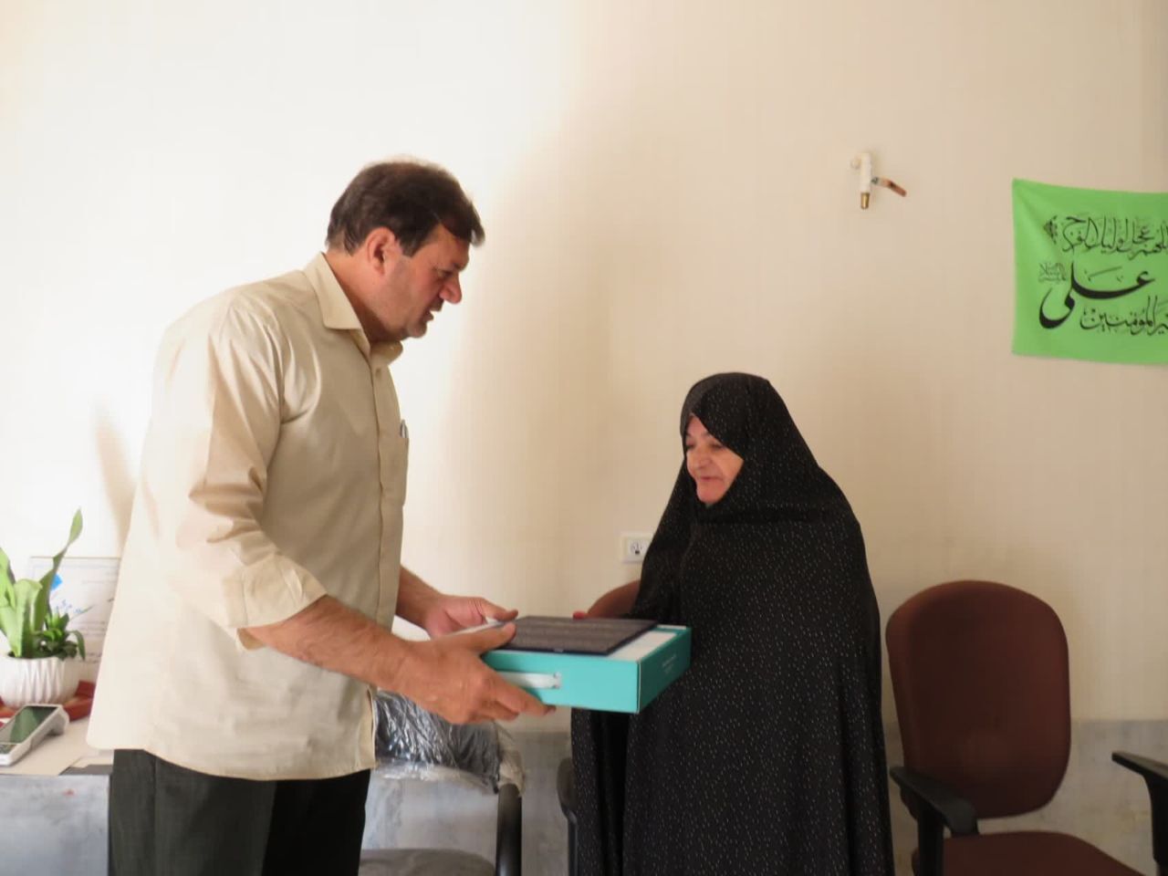 دﯾﺪار ﺑﺎ مستمری بگیر فاطمه حبیب الهی دﯾﺪار ﺑﺎ مستمری بگیر فاطمه حبیب الهی