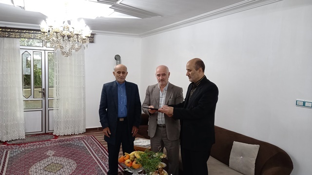 دیدارمسئول کانون شهرستان رضوانشهر با 2 عضو وابسته دیدارمسئول کانون شهرستان رضوانشهر با 2 عضو وابسته