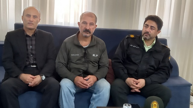 دیدارمسئول کانون شهرستان رضوانشهر با 2 عضو وابسته دیدارمسئول کانون شهرستان رضوانشهر با 2 عضو وابسته