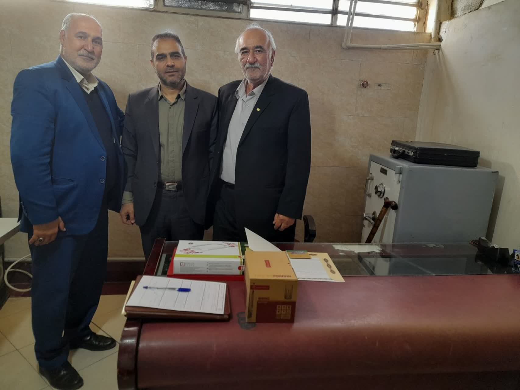 دﯾﺪار ﺑﺎ پیشکسوت عبدالجواد نیک اختر