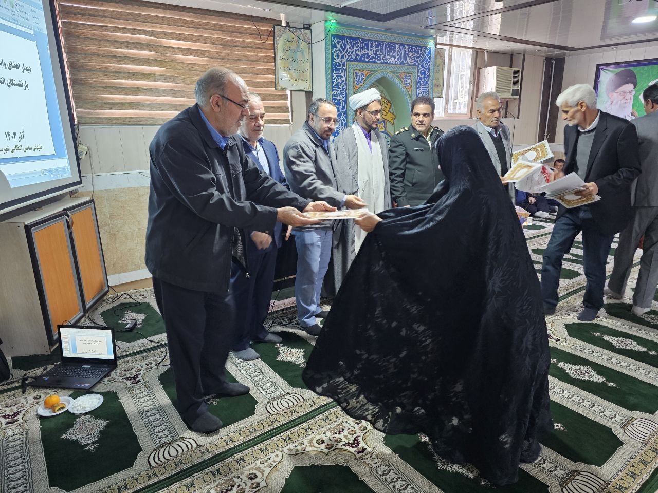 دیدار با 50 نفر از بازنشستگان انتظامی شهرستان مرند