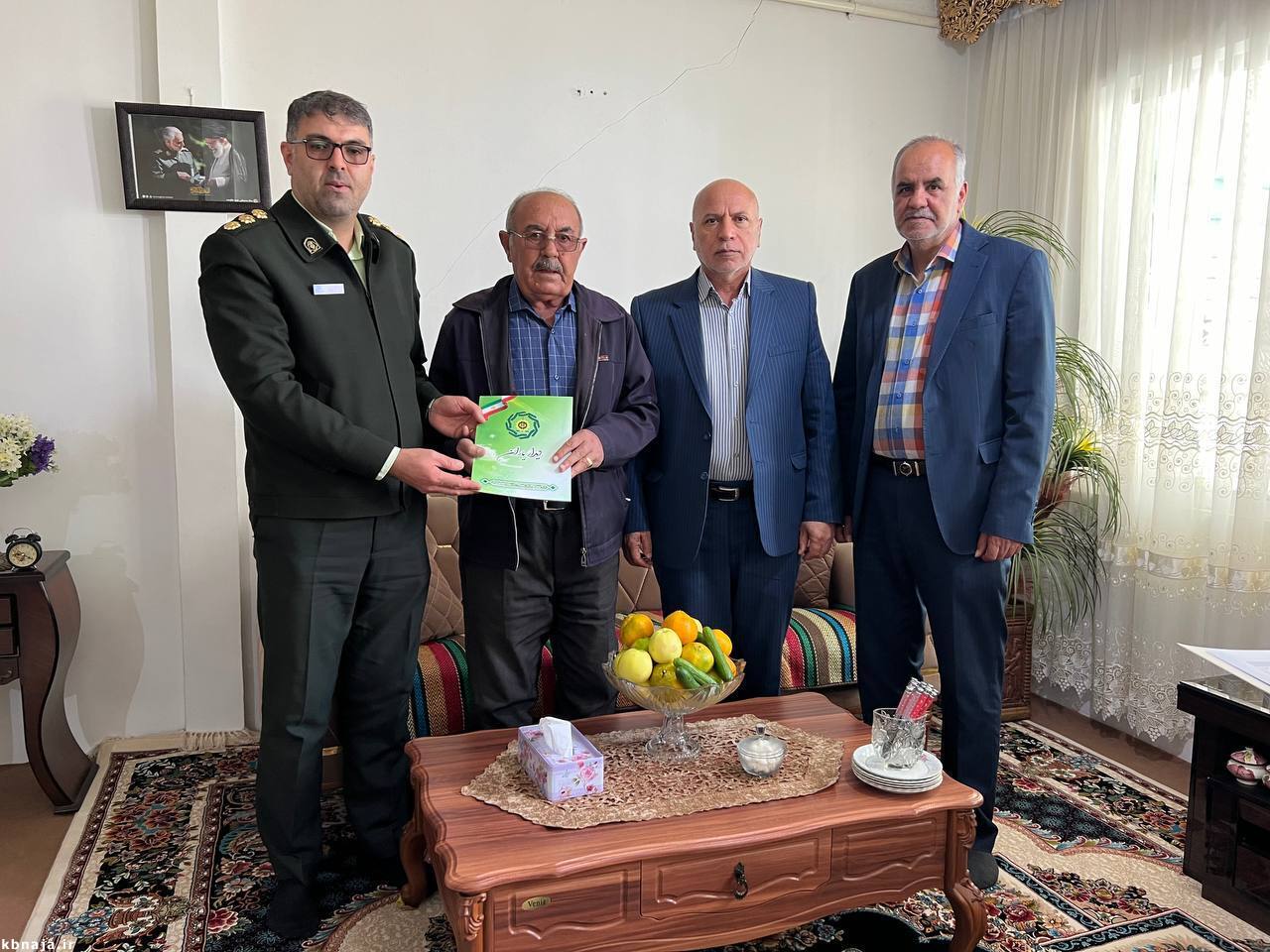 دیدار با 5 نفر از بازنشستگان و مستمری بگیران شهرستان خلخال دیدار با 5 نفر از بازنشستگان و مستمری بگیران شهرستان خلخال