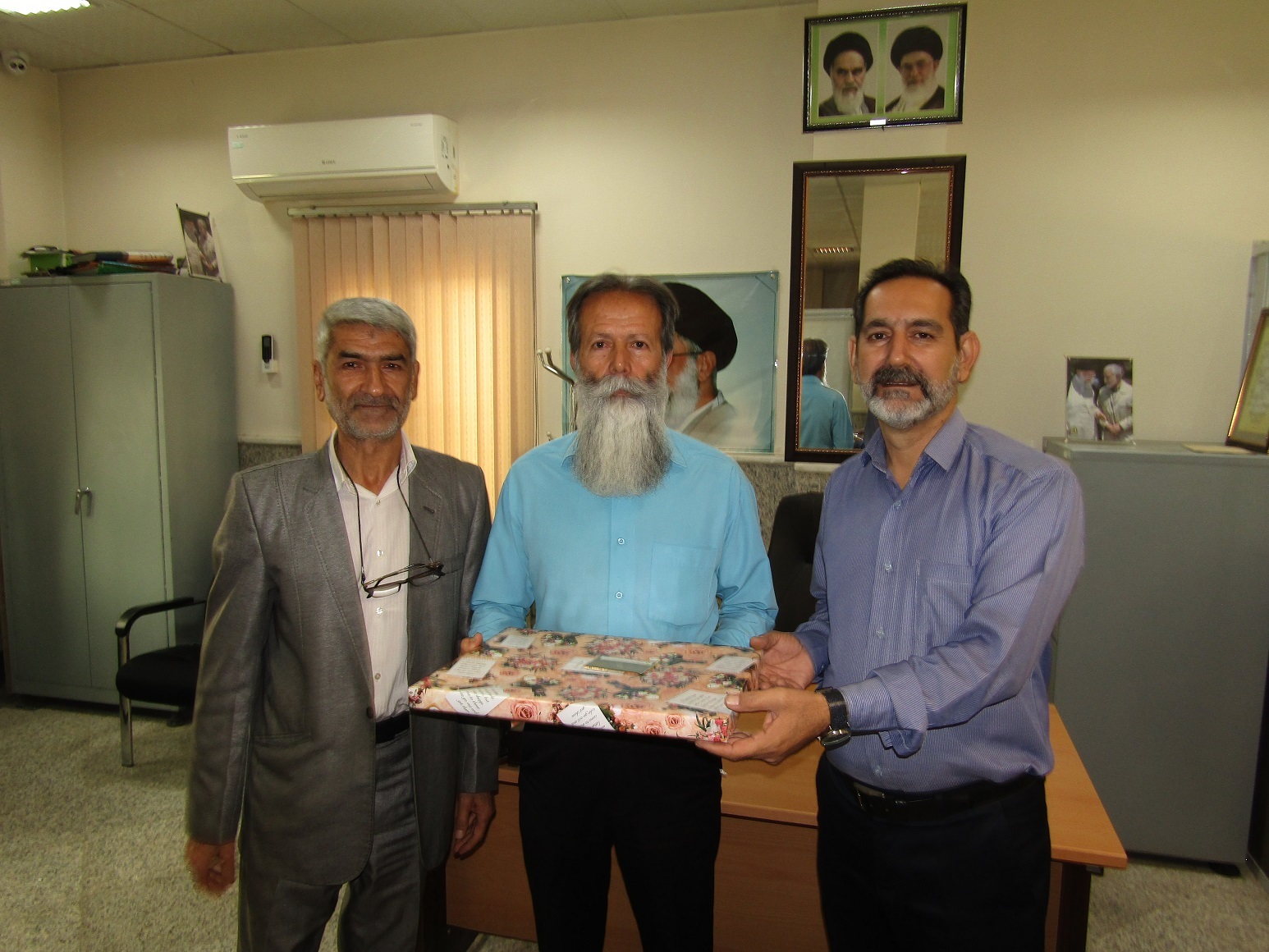 دیدار و سرکشی از 4 نفر پیشکسوت شهر کرمان