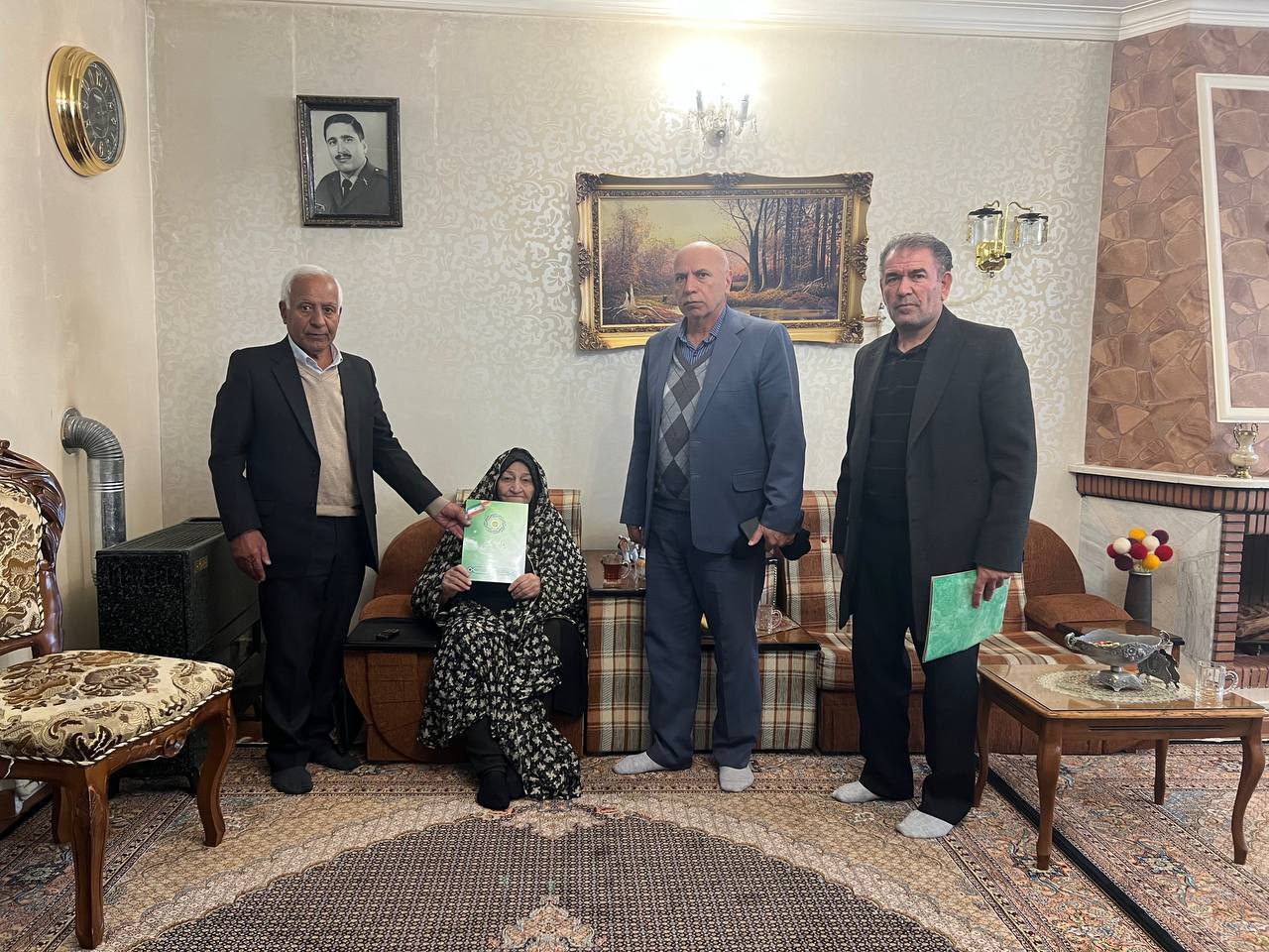 دیدار و عیادت با 4 تن از بازنشستگان و مستمری بگیران استان اردبیل