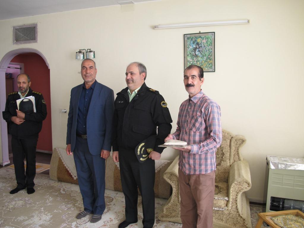 برگزاری میز خدمت در استان مرکزی با حضور مسئولین فراجا