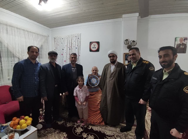 عیادت فرمانده انتظامی شهرستان خمام از ستوانسوم بازنشسته داود قویدل خواجکینی