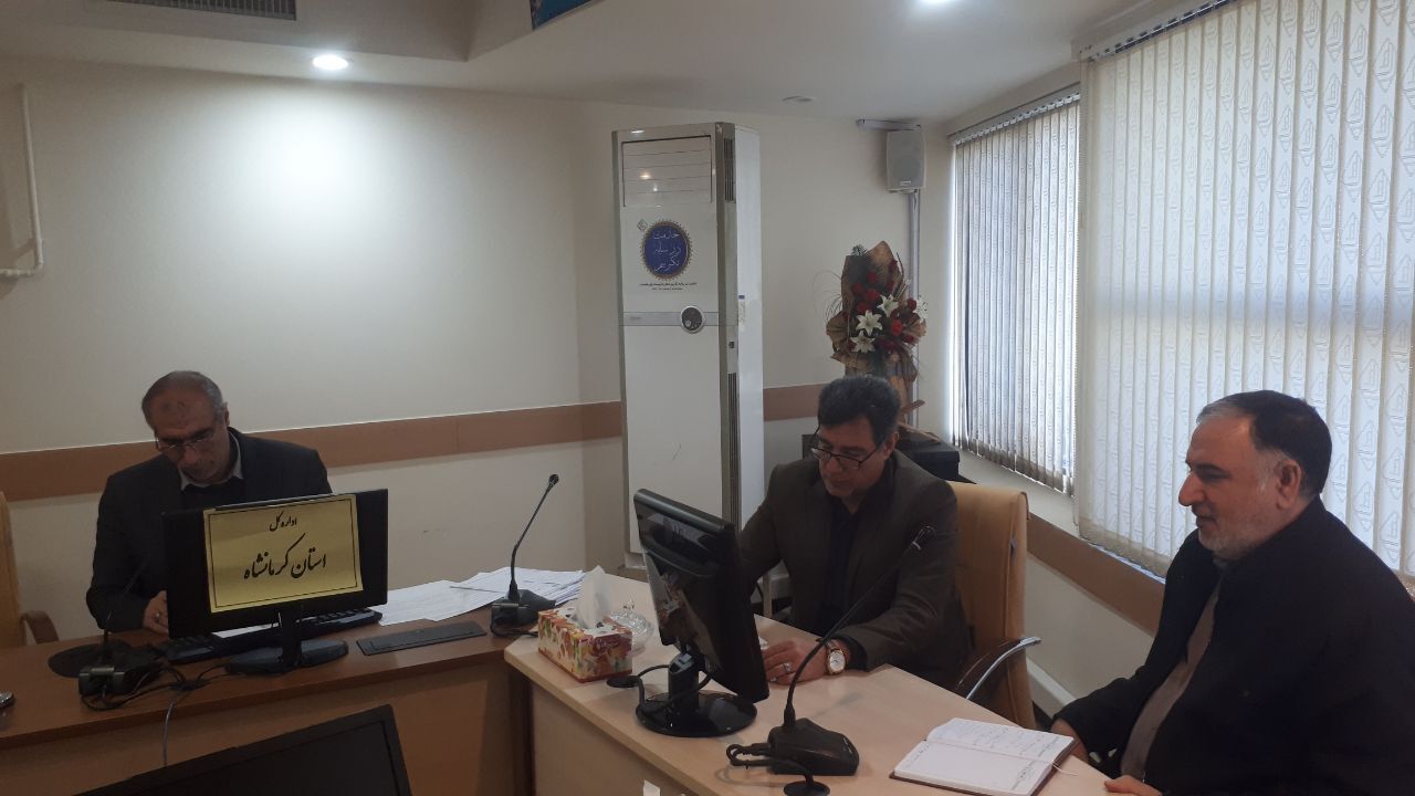 برگزاری کمیسیون رسیدگی به وضعیت 8 بازنشسته معسر کرمانشاه