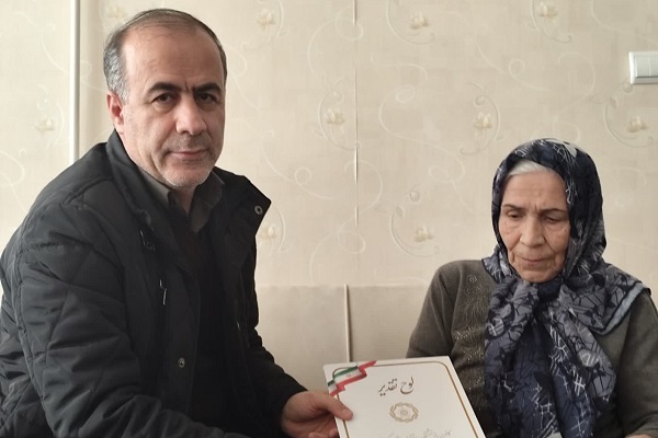 دیدار با 2 عضو مستمریبگیر شهرستان سنندج دیدار با 2 عضو مستمریبگیر شهرستان سنندج