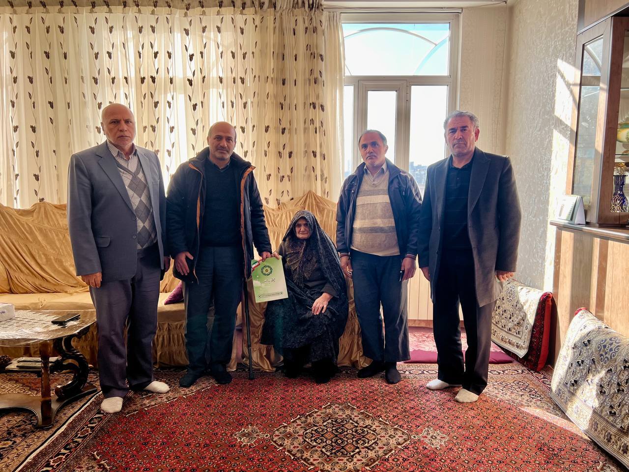 دیدار با 2 تن از مستمری بگیران استان اردبیل دیدار با 2 تن از مستمری بگیران استان اردبیل