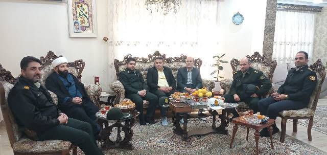 دیدار فرمانده انتظامی شهرستان رضوانشهر با 4 عضو وابسته