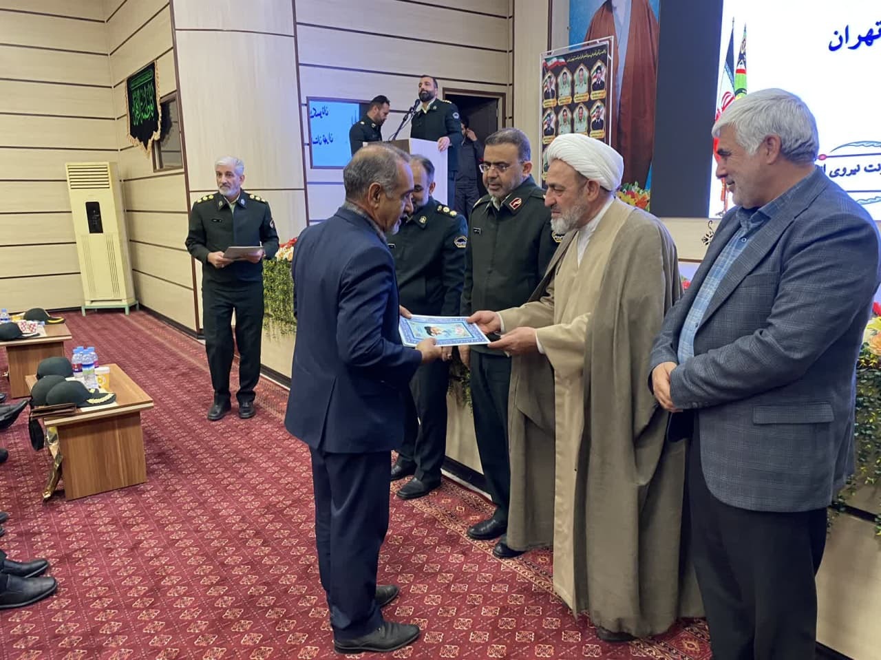 مراسم تجلیل از پیشکسوتان در شهرستان ورامین