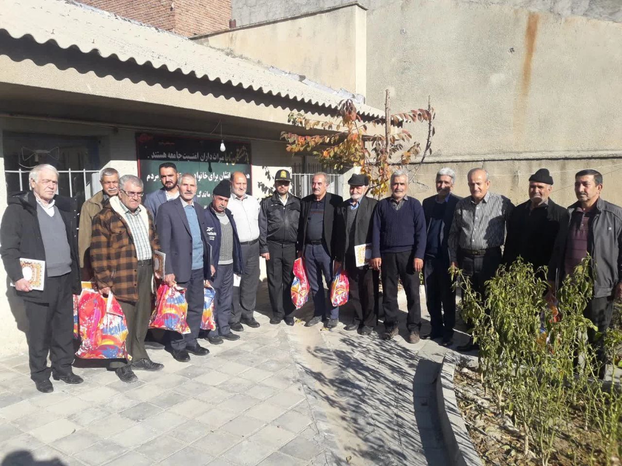 دیدار با تعداد ۳۵ نفر از اعضای وابسته دردفتر کانون بازنشستگان شهرستان مراغه