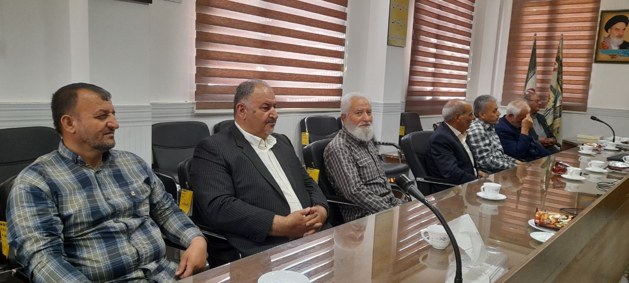 دیدار صمیمی مسئول دفتر نمایندگی کاشان با فرماندهی انتظامی شهرستان