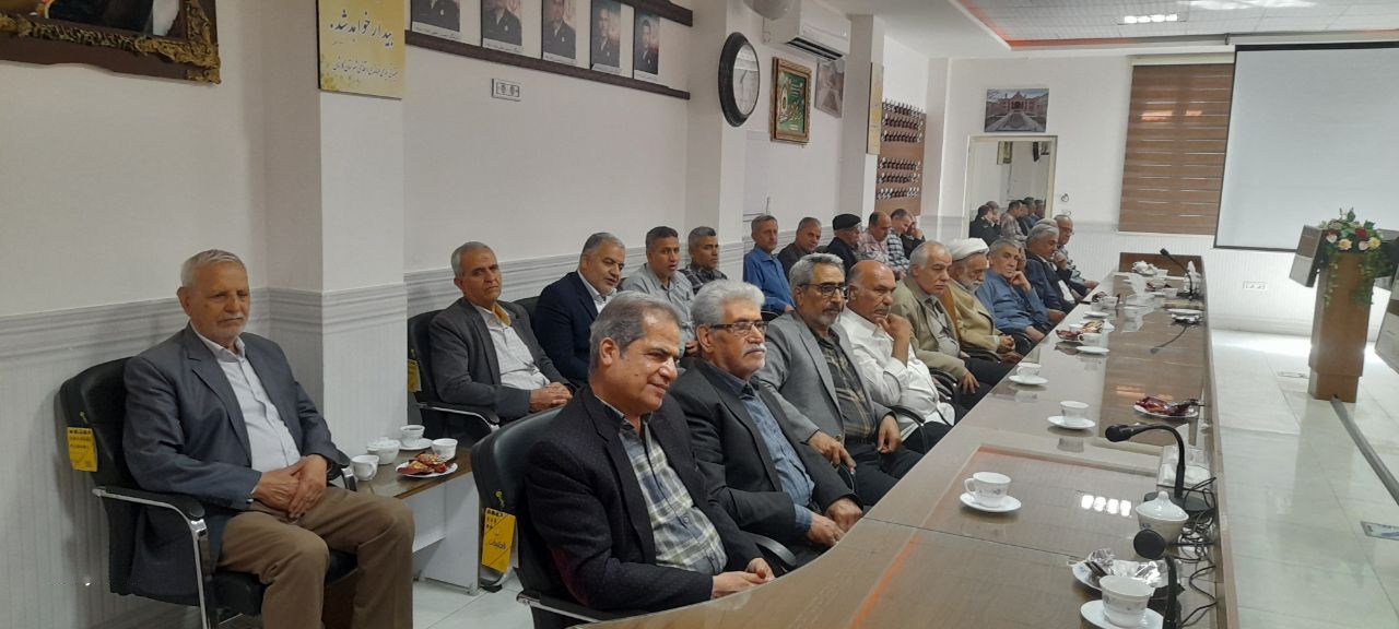 دیدار صمیمی مسئول دفتر نمایندگی کاشان با فرماندهی انتظامی شهرستان