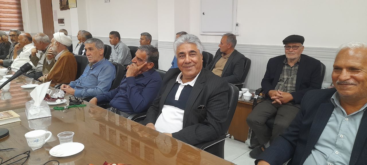 دیدار صمیمی مسئول دفتر نمایندگی کاشان با فرماندهی انتظامی شهرستان