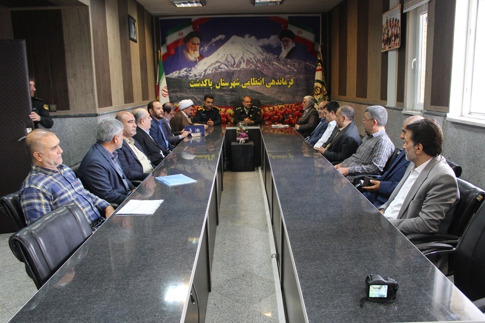 برگزاری جلسه اندیشه ورزی و هم اندیشی پیشکسوتان انتظامی شهرستان پاکدشت برگزاری جلسه اندیشه ورزی و هم اندیشی پیشکسوتان انتظامی شهرستان پاکدشت