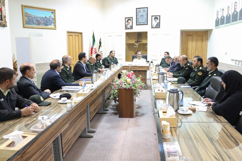 دیدار رئیس کانون بازنشستگان استان با فرمانده انتظامی استان اصفهان