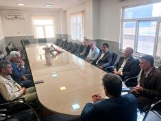 نشست با نمایندگان بازنشستگان استان در مجمع برگزار شد