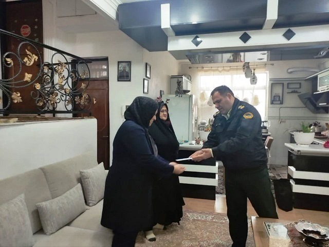 دیدار فرمانده انتظامی شهرستان خمام با مستمری بگیر شهرستان دیدار فرمانده انتظامی شهرستان خمام با مستمری بگیر شهرستان