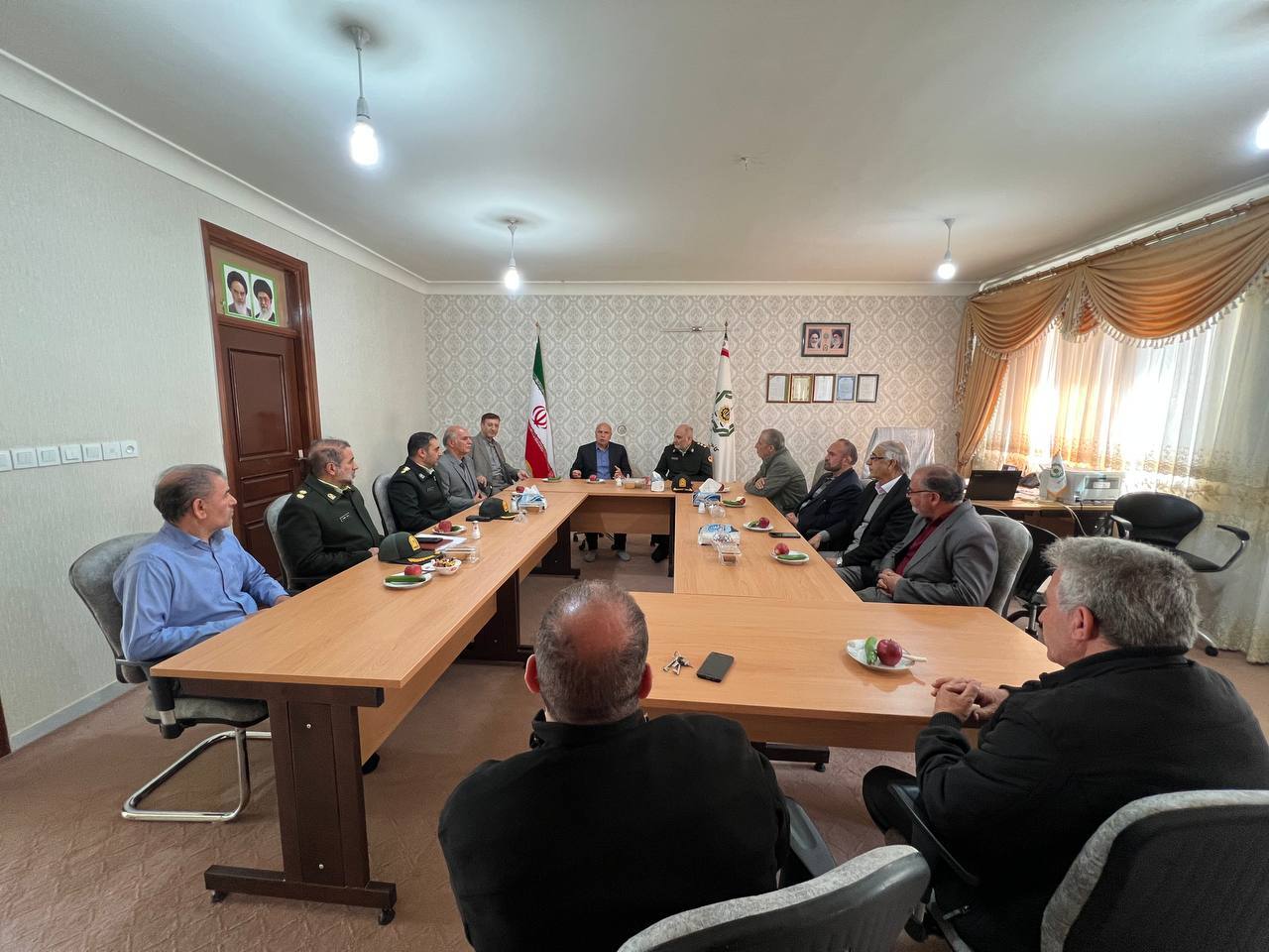 دیدار فرمانده انتظامی شهرستان اردبیل با رئیس کانون بازنشستگان انتظامی استان دیدار فرمانده انتظامی شهرستان اردبیل با رئیس کانون بازنشستگان انتظامی استان