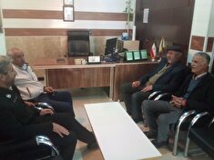 دیدار بازنشستگان انتظامی استان با کارکنان کلانتری ۱۱ بروجن