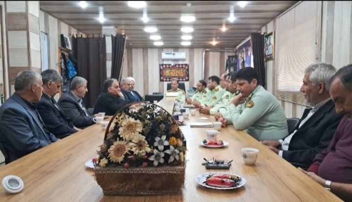 دیدار صمیمی مسئول دفتر نمایندگی کاشان با فرمانده انتظامی شهرستان آران و بیدگل