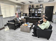 نشست صمیمی رئیس کانون بازنشستگان و نماینده مجمع با معاونت های تخصصی استان خوزستان