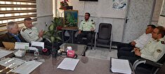 دیدار مسئول دفتر نمایندگی شهرستان خمینی شهر با رئیس کلانتری ۱۱ شهرستان