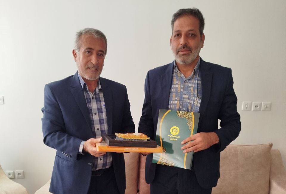 دیدار و سرکشی از ۱۵۰ عضو بازنشسته و مستمری بگیر استان اصفهان در فصل پائیز