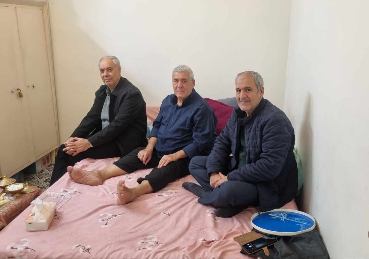 عیادت از بازنشسته آقای محمدرضا خالدار مقدم فومنی عیادت از بازنشسته آقای محمدرضا خالدار مقدم فومنی