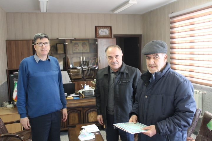 دیدار با ۲۰ نفر از بازنشستگان انتظامی شهرستان تبریز دیدار با ۲۰ نفر از بازنشستگان انتظامی شهرستان تبریز