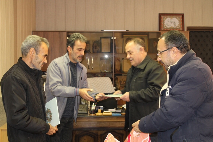 دیدار با ۲۰ نفر از بازنشستگان انتظامی شهرستان تبریز دیدار با ۲۰ نفر از بازنشستگان انتظامی شهرستان تبریز