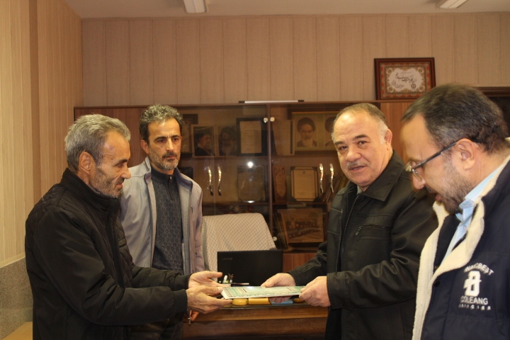 دیدار با ۲۰ نفر از بازنشستگان انتظامی شهرستان تبریز دیدار با ۲۰ نفر از بازنشستگان انتظامی شهرستان تبریز