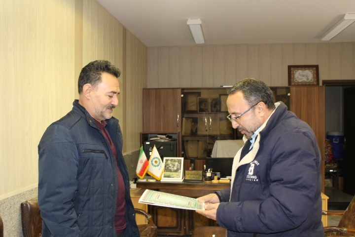 دیدار با ۲۰ نفر از بازنشستگان انتظامی شهرستان تبریز دیدار با ۲۰ نفر از بازنشستگان انتظامی شهرستان تبریز