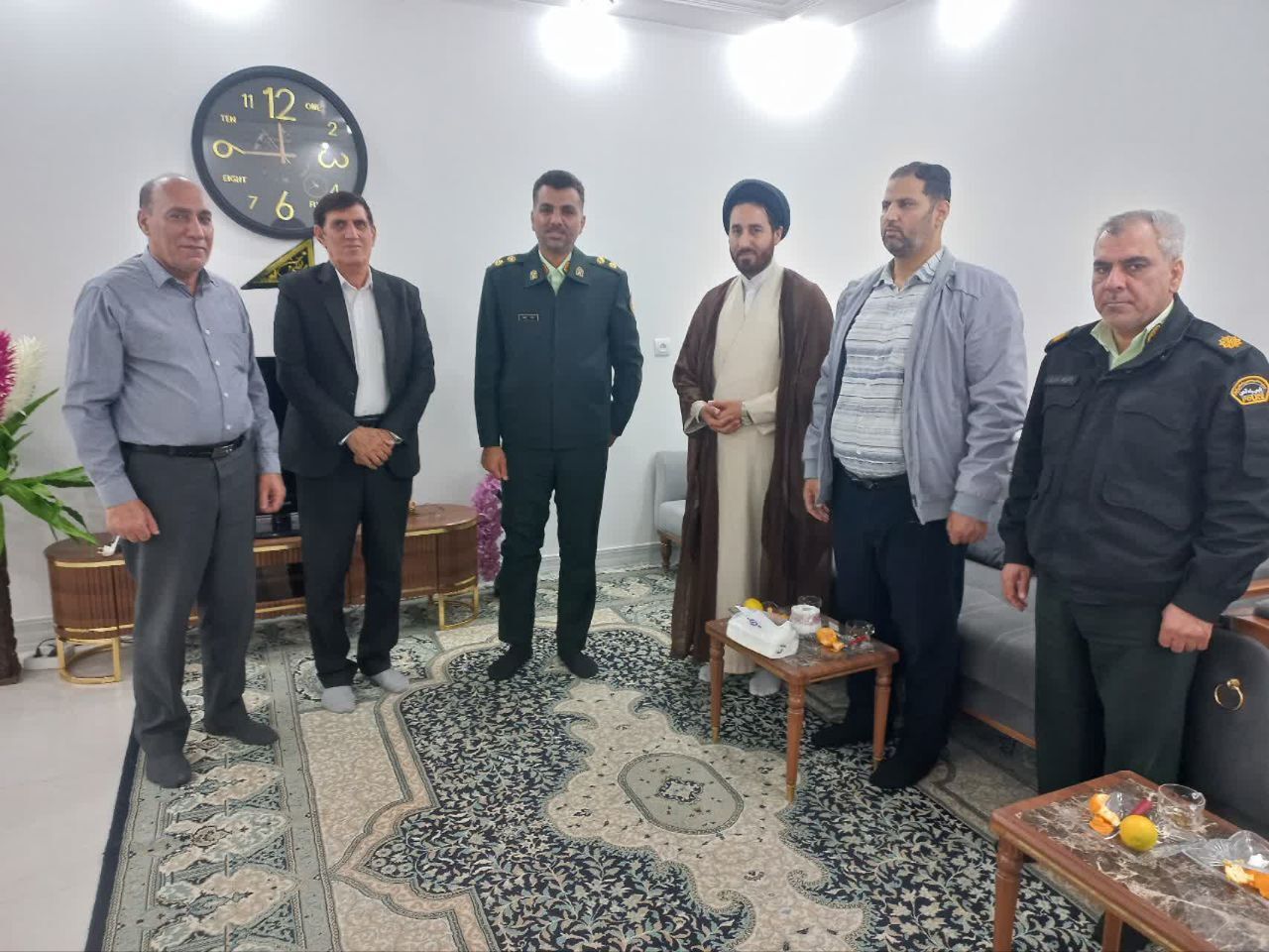 دیدار رئیس  دفتر نمایندگی کانون بازنشستگان اندیمشک با ۳ عضو وابسته بیمار در منزل