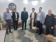 دیدار مسئول دفتر نمایندگی کانون بازنشستگان اندیمشک با ۳ پیشکسوت بازنشسته