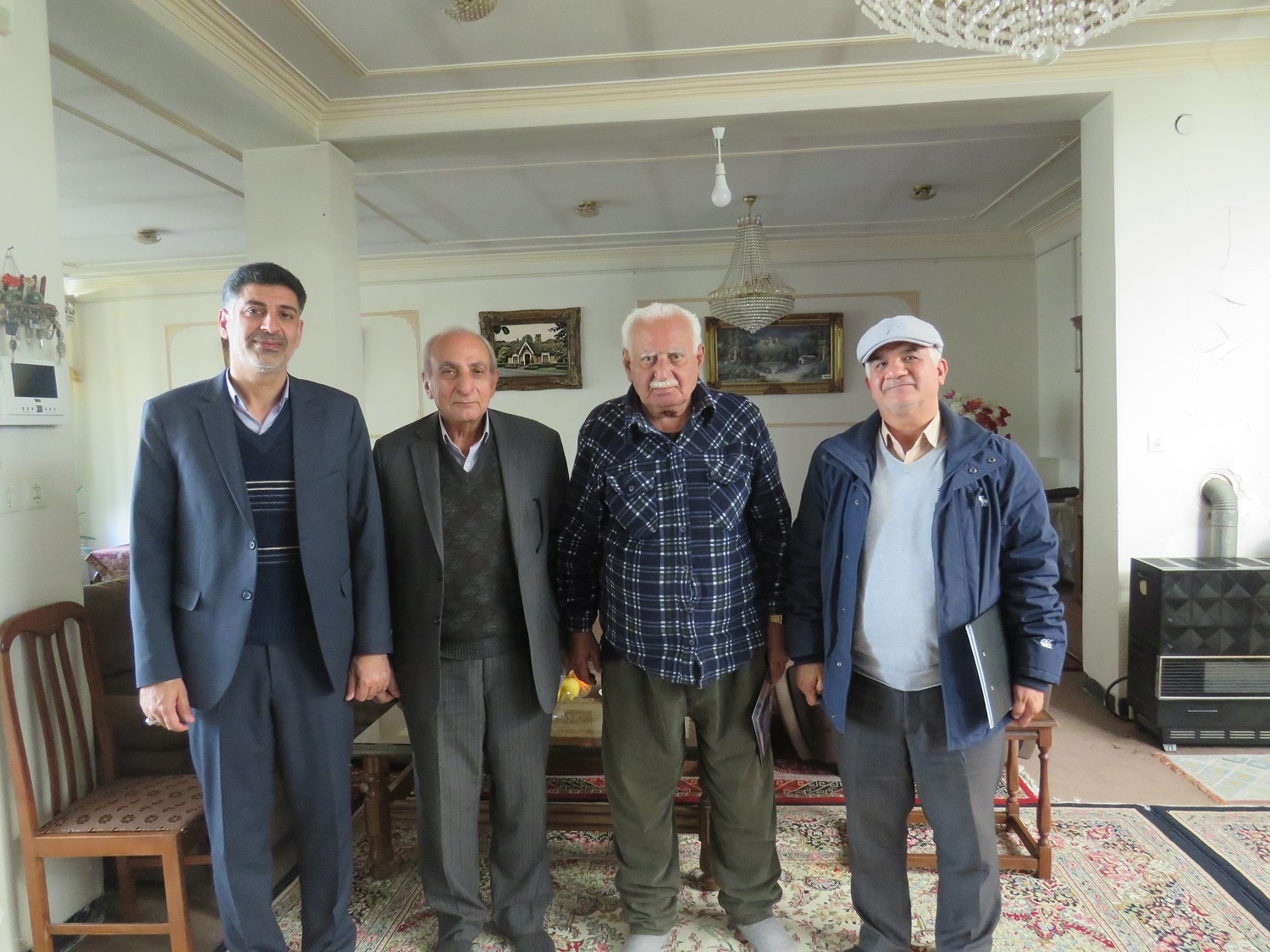 دیدار صمیمی با 41 نفر از بازنشستگان استان یزد