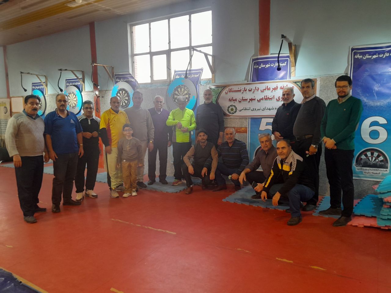 برگزاری مسابقه قهرمانی پرتاب دارت بازنشستگان انتظامی در شهرستان میانه