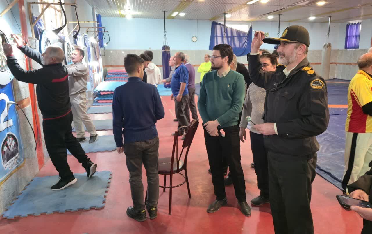 برگزاری مسابقه قهرمانی پرتاب دارت بازنشستگان انتظامی در شهرستان میانه