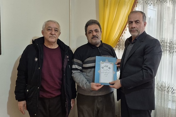 دیدار با 3 پیشکسوت بازنشسته شهرستان سنندج